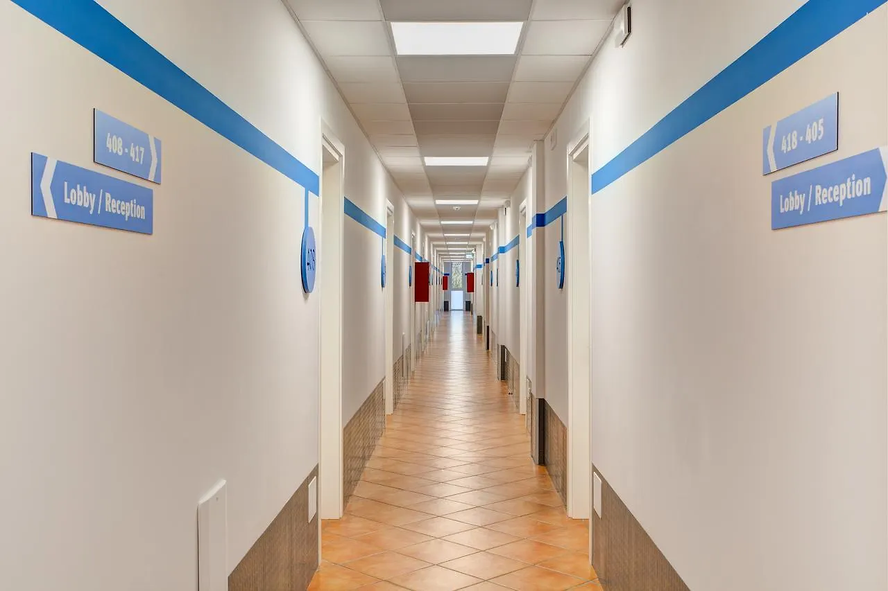 Meininger Milano Garibaldi Hostel